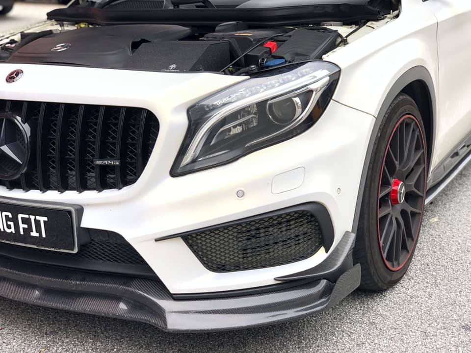 GLA X156 GLA45 X156 CARBON FIBER PART